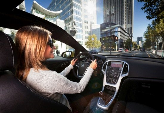 Prueba: nuevo Opel Astra GTC, el deportivo compacto de Opel