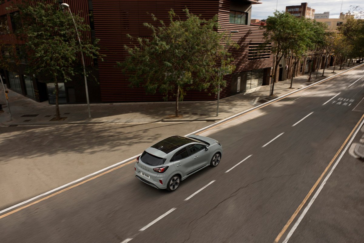 Nuevo Ford Puma 2024: a la venta en mayo y motor 100% eléctrico a finales de año 