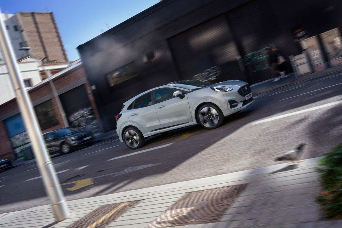 Nuevo Ford Puma 2024: a la venta en mayo y motor 100% eléctrico a finales de año 