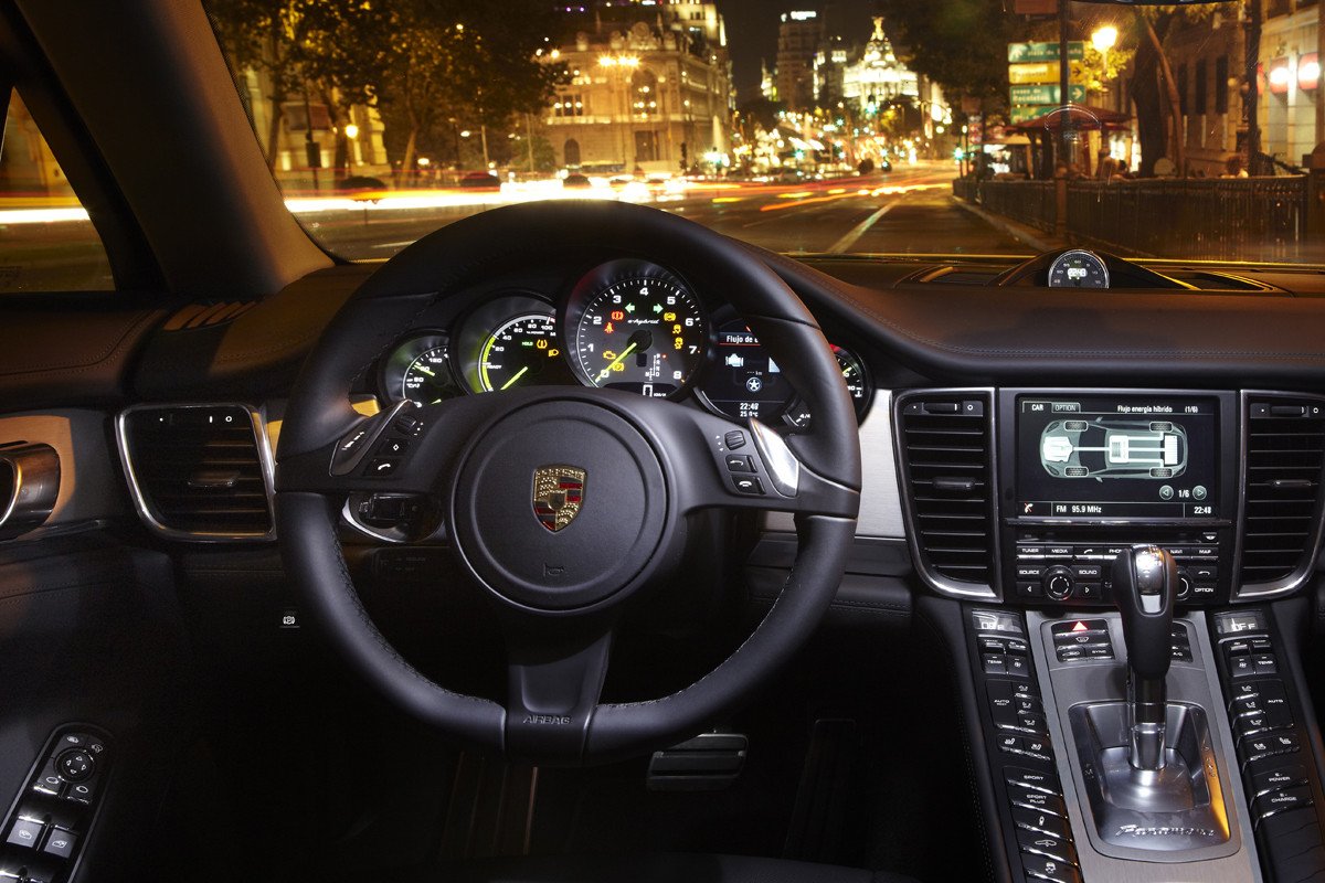 Probamos la nueva gama Porsche Panamera 2014 