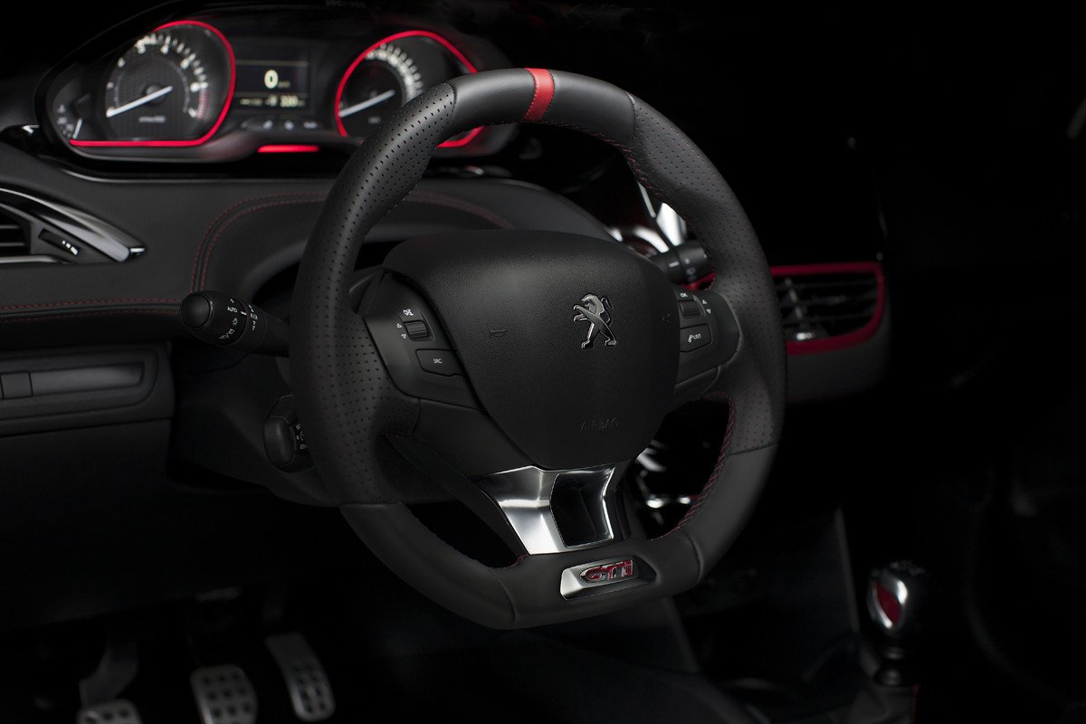 Peugeot 208 GTi: primera prueba 