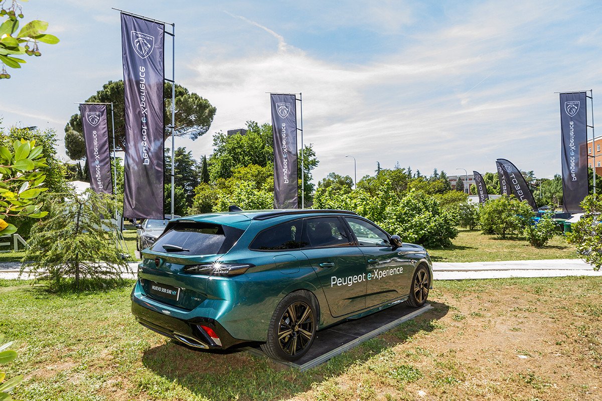 Prueba toda la gama electrificada de Peugeot en los e-Xperience del 20 al 22 de mayo