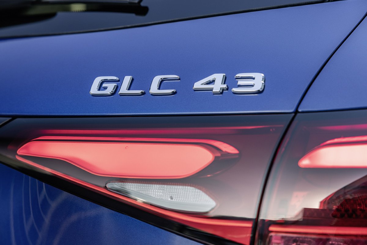 Así son los dos Mercedes GLC más potentes: preparados por AMG e híbridos