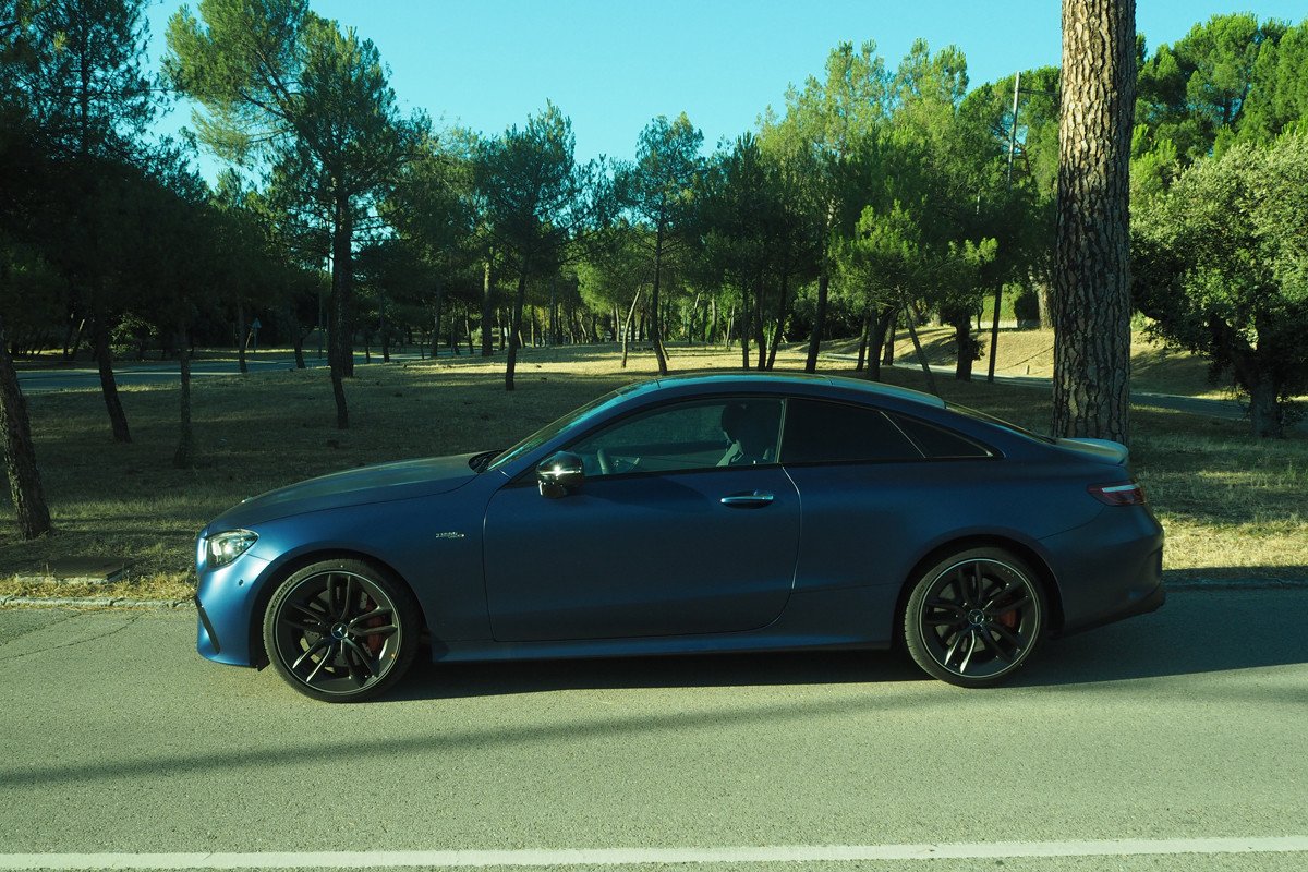 Prueba y opinión del Mercedes-AMG Clase E 53 Coupé: deportividad y elegancia