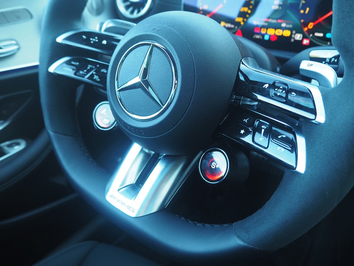 Prueba y opinión del Mercedes-AMG Clase E 53 Coupé: deportividad y elegancia