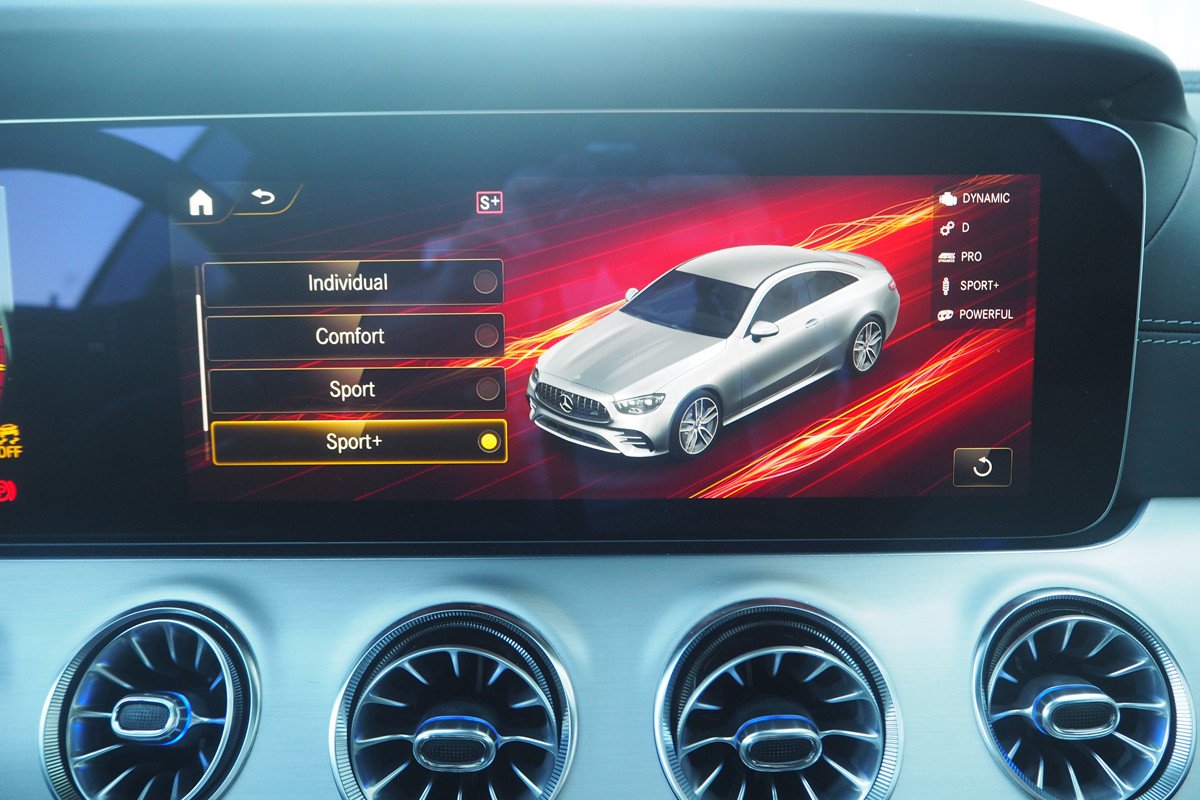 Prueba y opinión del Mercedes-AMG Clase E 53 Coupé: deportividad y elegancia