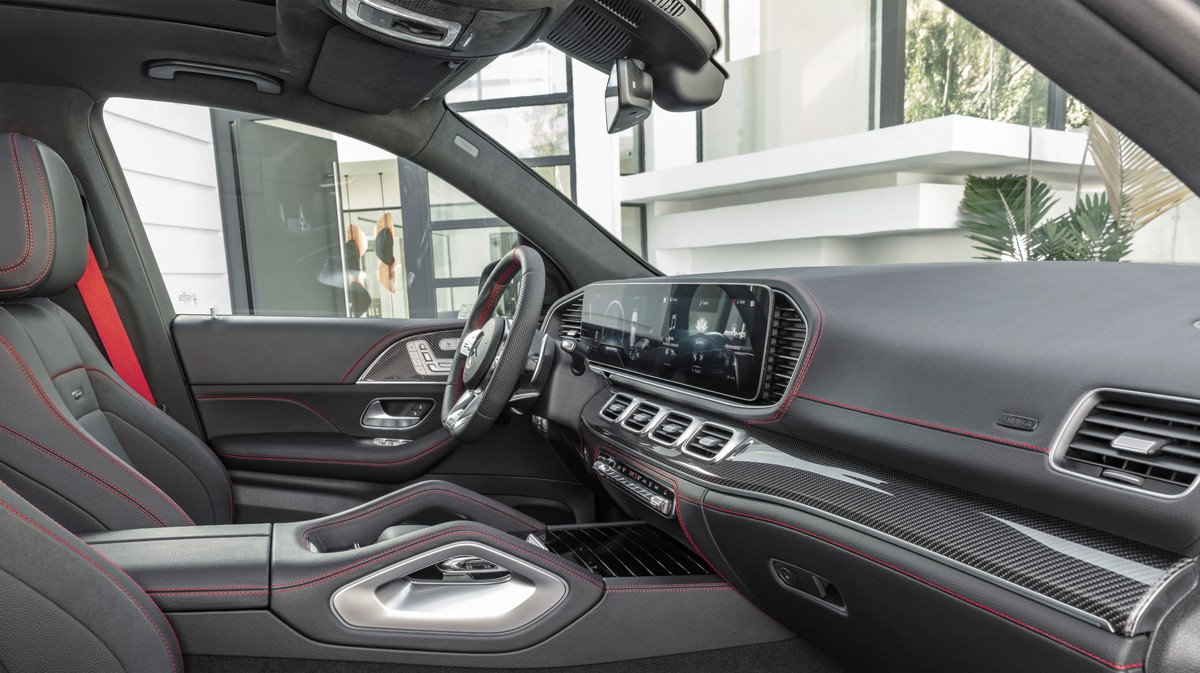Mercedes-AMG GLE 53 4MATIC+, con más de 400 CV por bandera