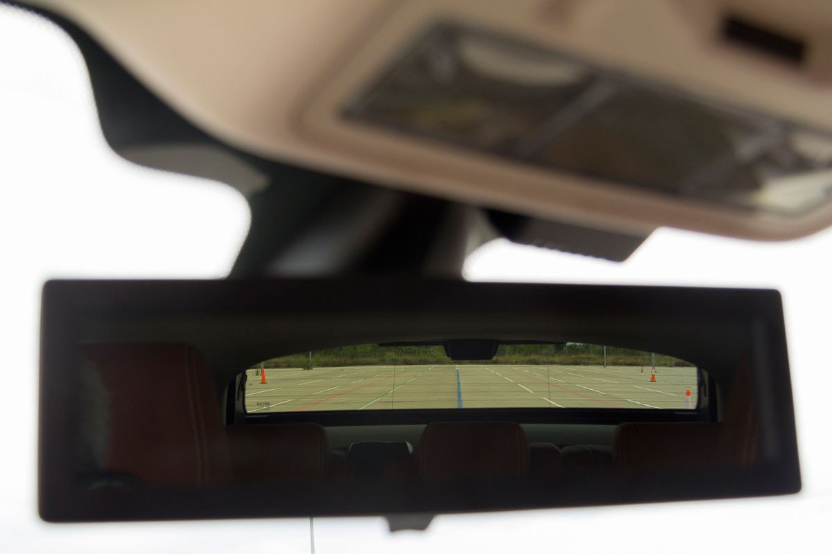 Ficosa presenta el retrovisor interior inteligente