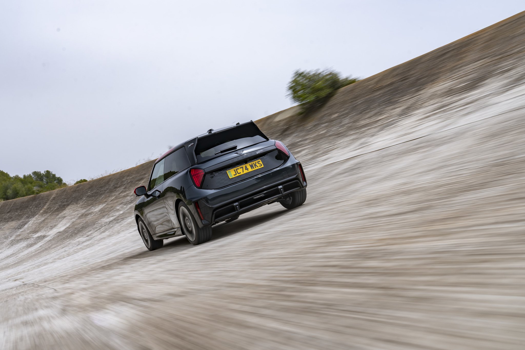 Mini John Cooper Works 2025 Eléctrico Trasera