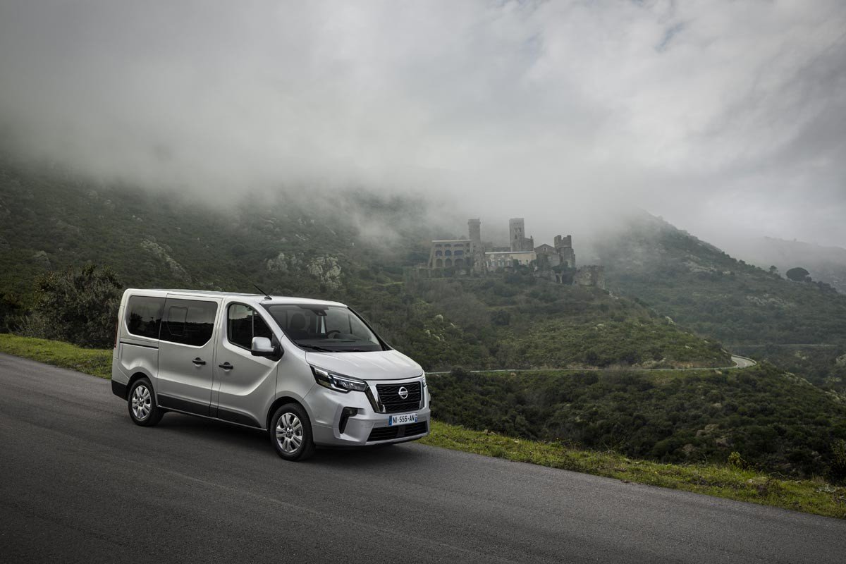 Nuevo Nissan NV300 Combi: llega en mayo con nueva imagen y motores