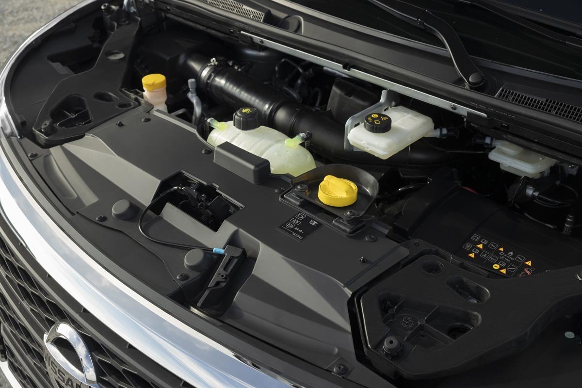 Nuevo Nissan NV300 Combi: llega en mayo con nueva imagen y motores