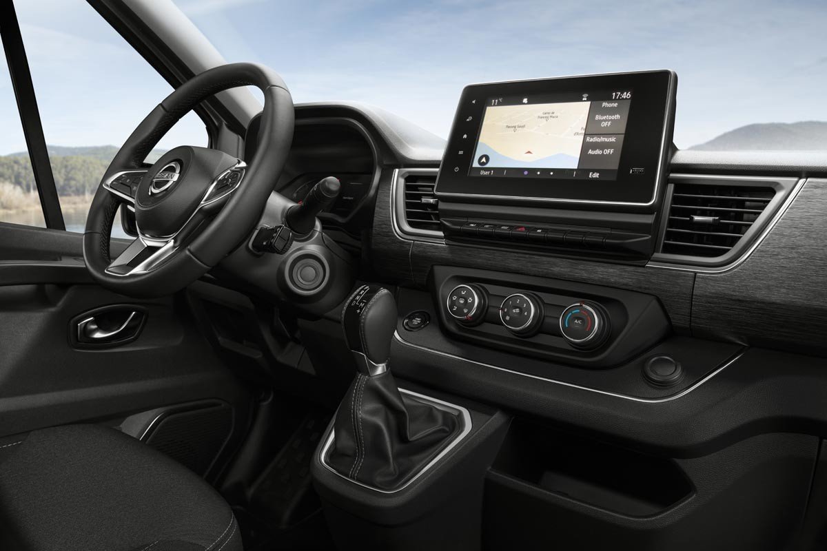 Nuevo Nissan NV300 Combi: llega en mayo con nueva imagen y motores