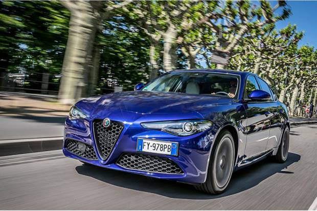 Alfa Romeo Giulia 2022, nueva gama y cinco años de garantía