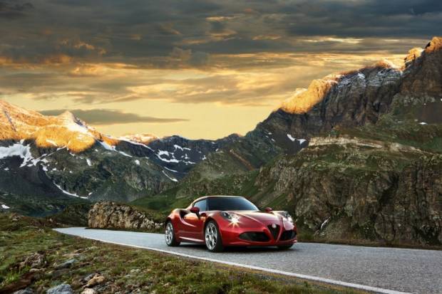 El Alfa Romeo 4C comienza su comercialización en España
