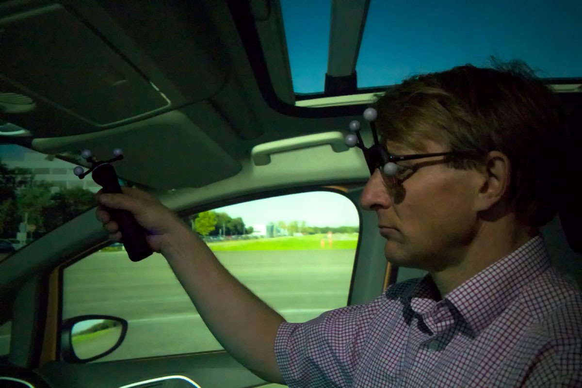 Diseño de coches en 3D: Ford 3-D Cave