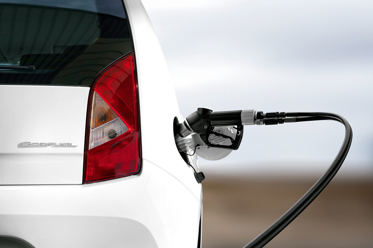 Dos nuevos Seat eficientes: León TGI y Mii Ecofuel