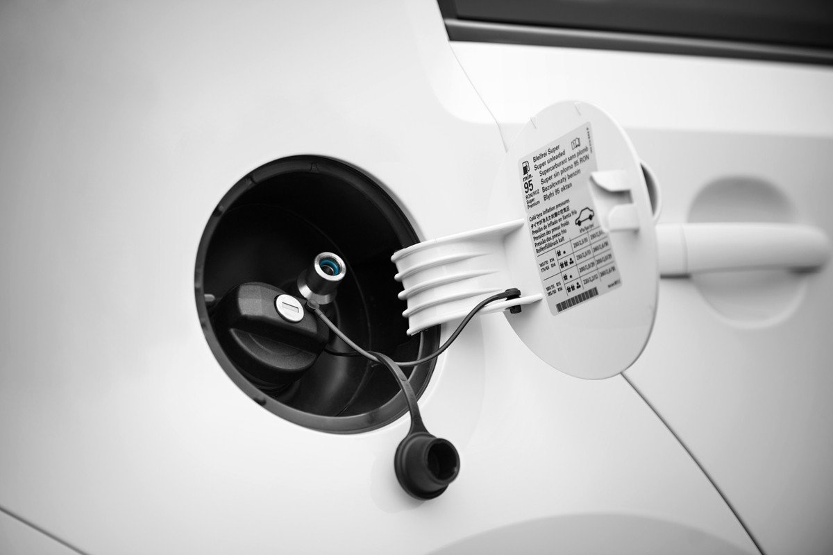 Dos nuevos Seat eficientes: León TGI y Mii Ecofuel