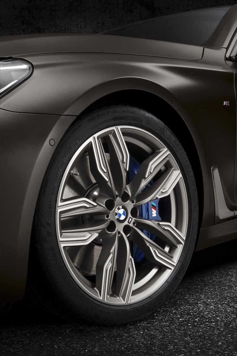 BMW 760Li xDrive: lo más de BMW en  lujo y tecnología