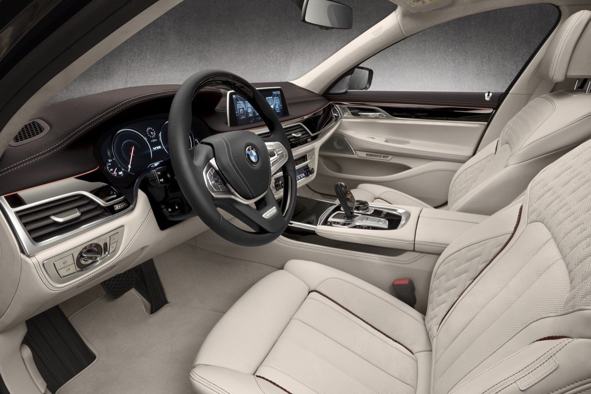 BMW 760Li xDrive: lo más de BMW en  lujo y tecnología