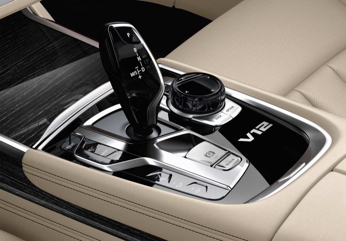 BMW 760Li xDrive: lo más de BMW en  lujo y tecnología