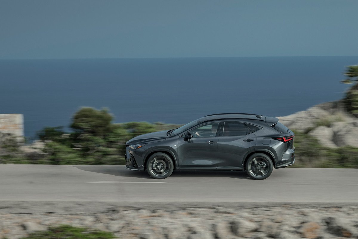 Prueba Lexus NX: análisis y opinión del híbrido y del enchufable