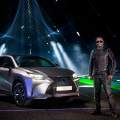 Vídeo: will.i.am mezcla una canción con tres Lexus NX