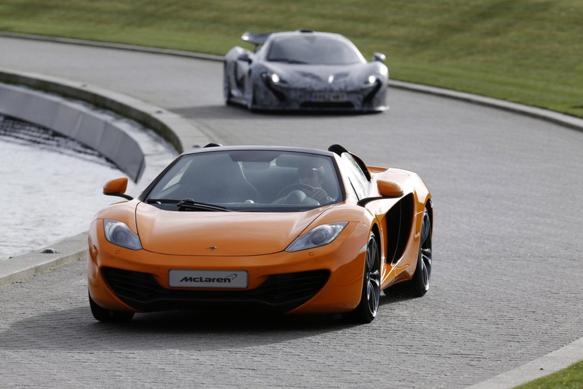 McLaren P1: cameo en la presentación del nuevo monoplaza F1