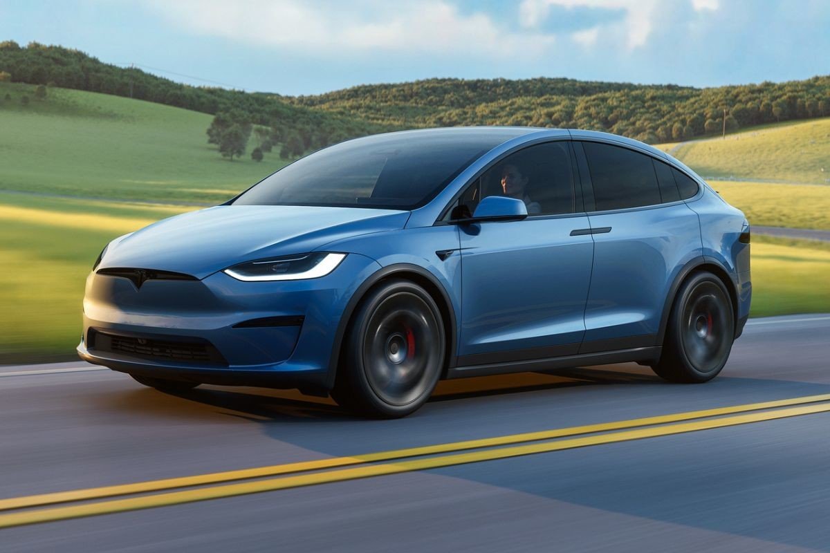 Tesla Model X 2025