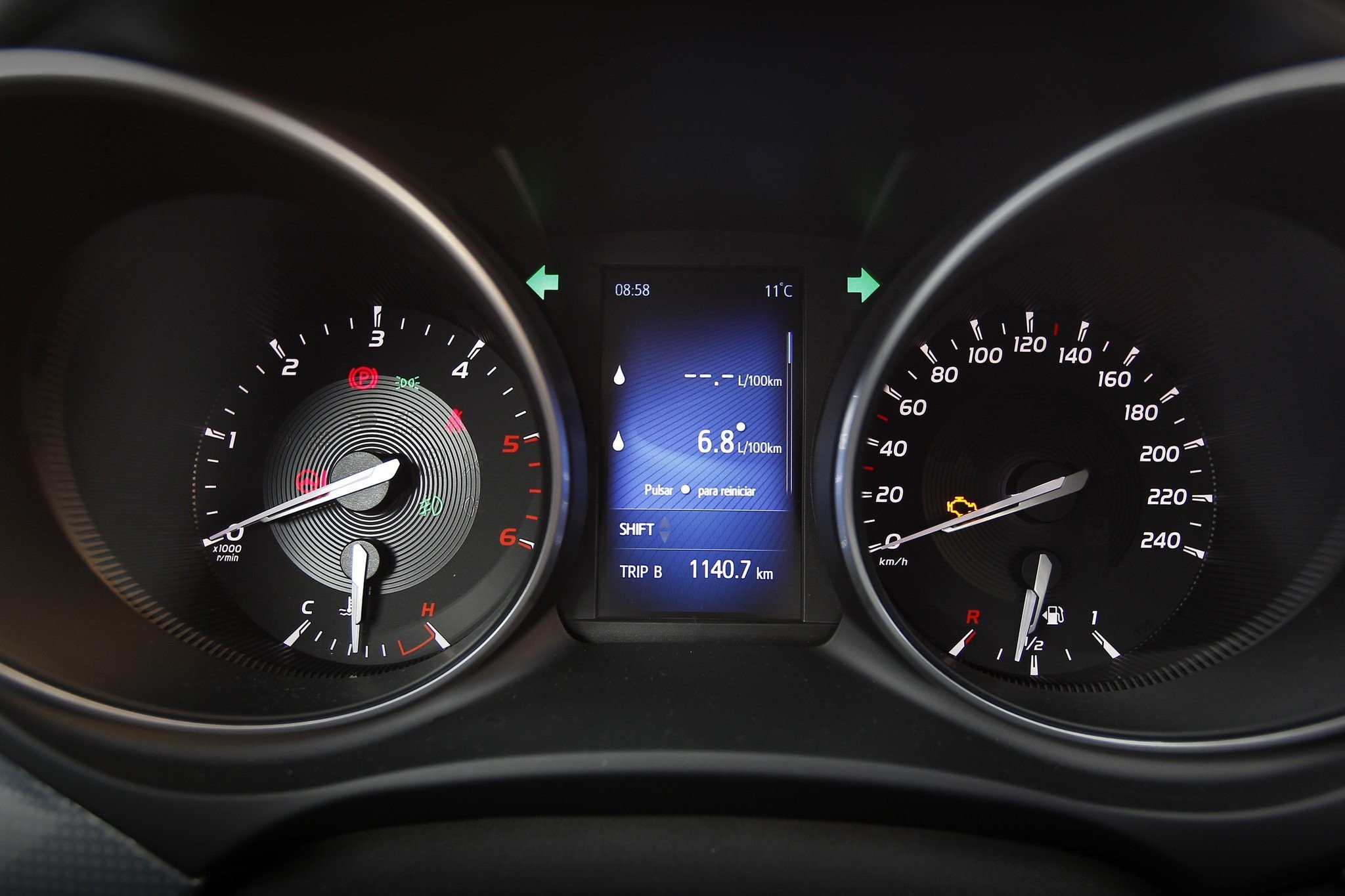 Prueba Toyota Avensis 2.0 D-4D, ¿La mejor berlina japonesa?