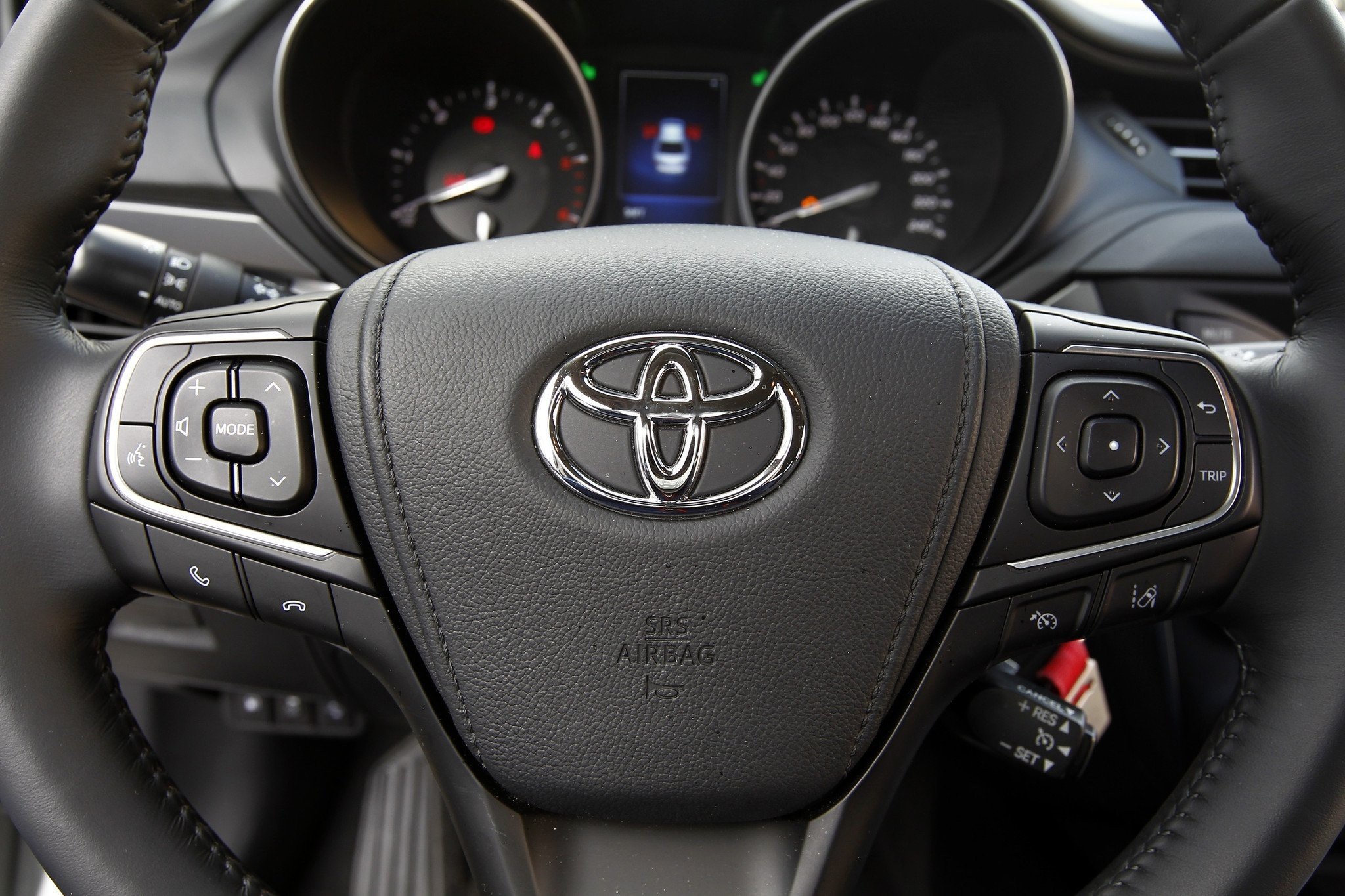 Prueba Toyota Avensis 2.0 D-4D, ¿La mejor berlina japonesa?