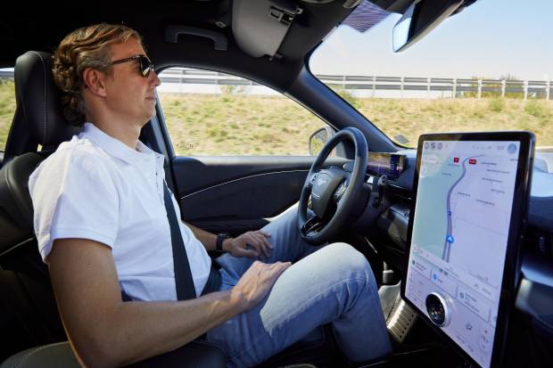 Ford BlueCruise: el piloto automático legal en España disponible para viajar por Europa