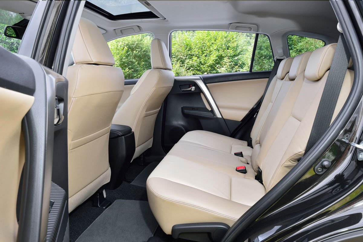 Novedades para el Toyota RAV4 2014