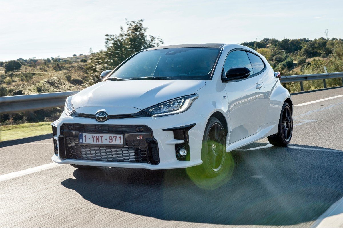 Toyota lanza los nuevos GR Yaris 2023 edición Ogier y Rovanpera