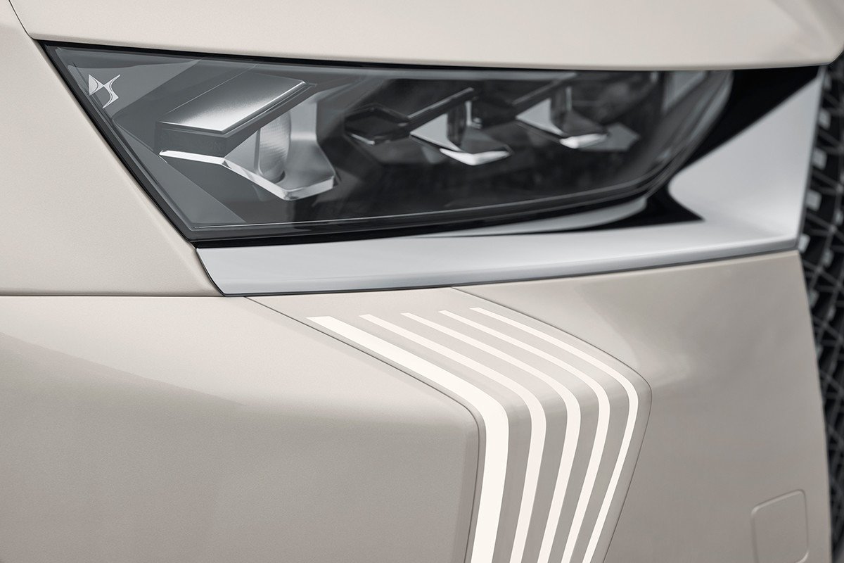 Nuevo DS 7, estética, acabados y motorizaciones