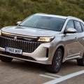 Probamos el DFSK E5: el SUV con 7 plazas y etiqueta CERO más barato, frente a sus rivales