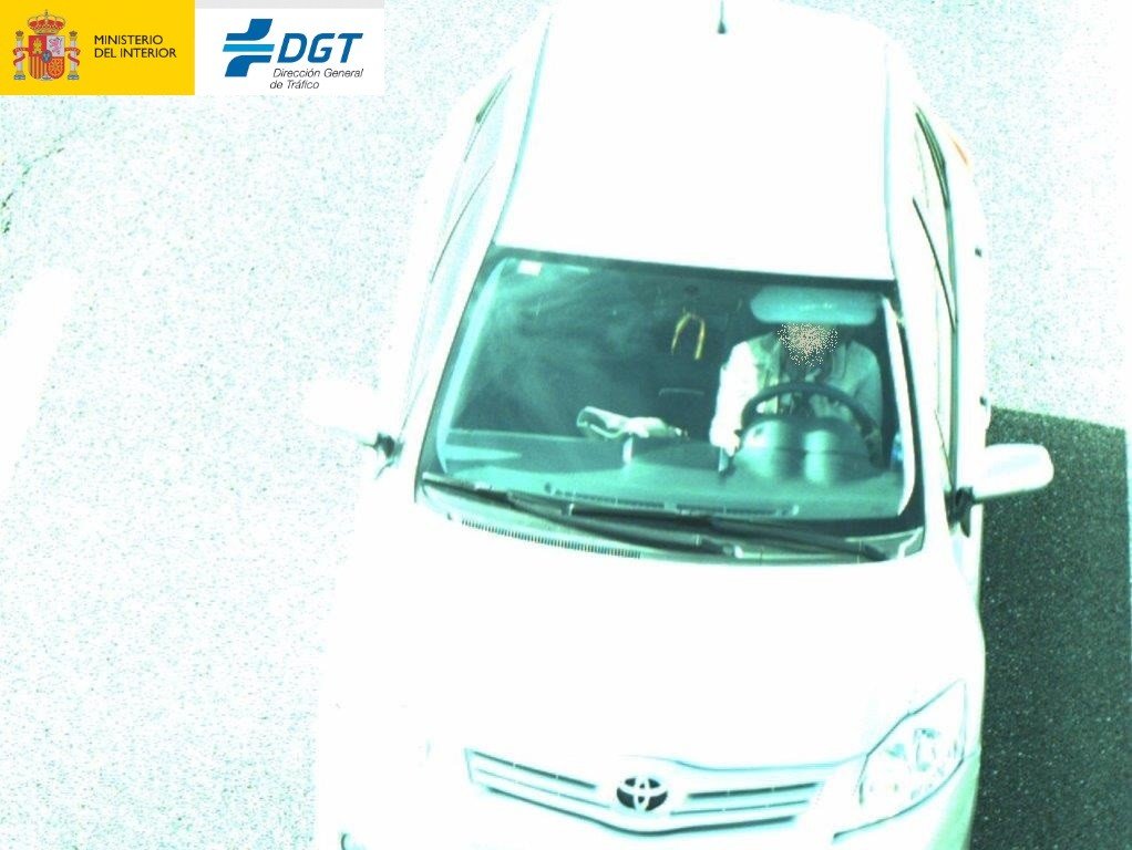 DGT: nueva campaña para vigilar el uso del cinturón y la retención infantil