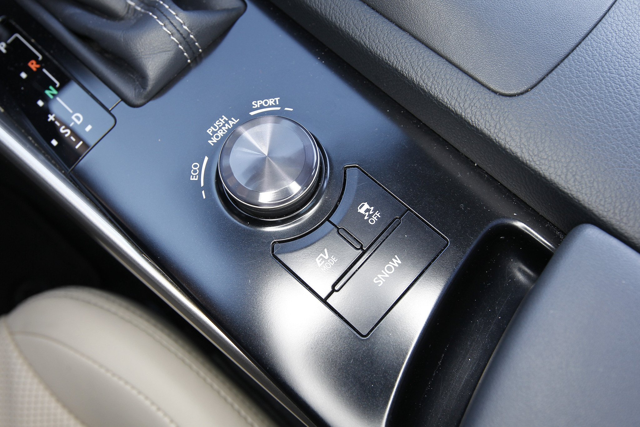 Prueba  Lexus IS 300h Hybrid Drive: la alternativa