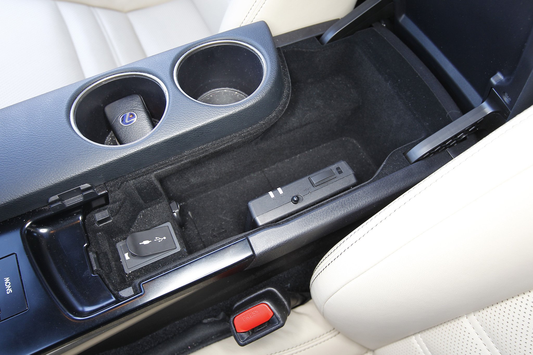 Prueba  Lexus IS 300h Hybrid Drive: la alternativa