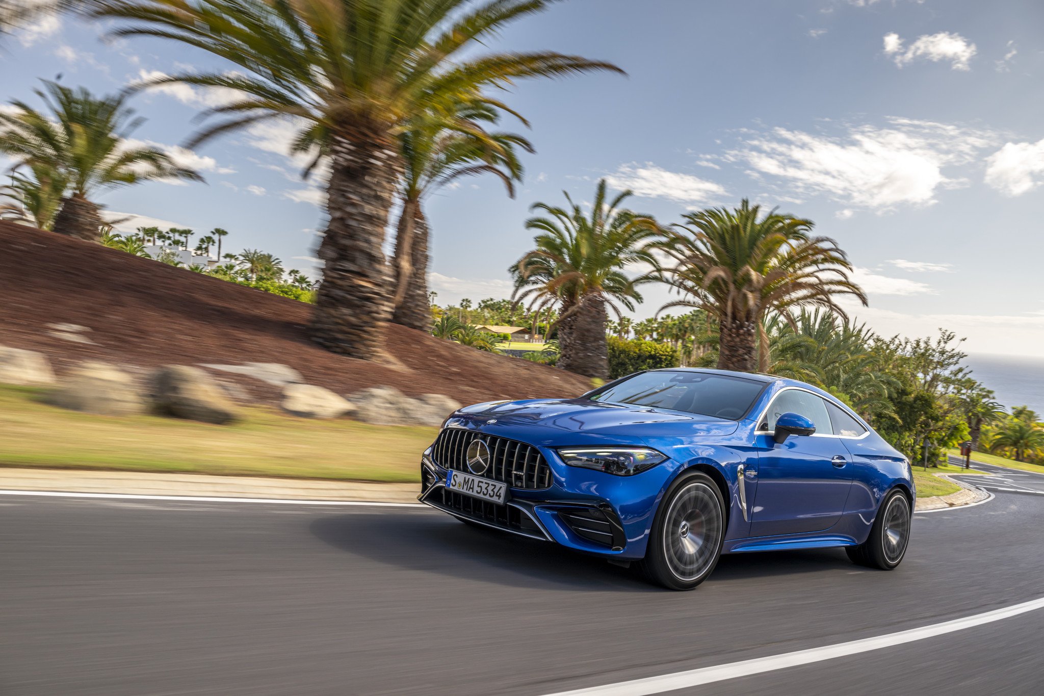 Mercedes-CLE-AMG-Frontal