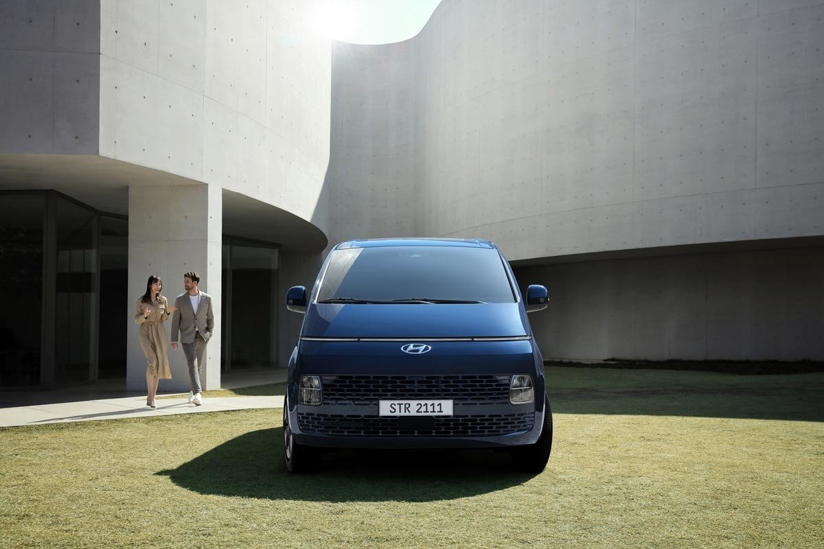 Hyundai Staria: todos los datos del monovolumen de 11 plazas y motor diésel