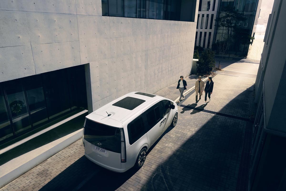 Hyundai Staria: todos los datos del monovolumen de 11 plazas y motor diésel