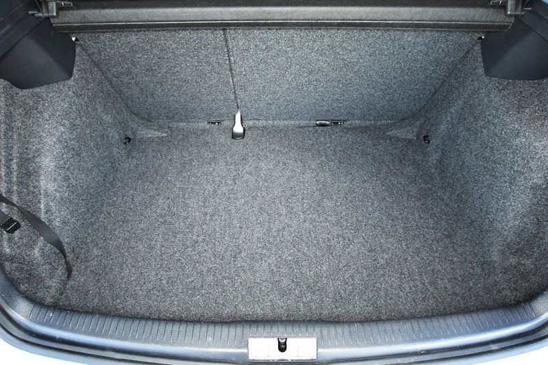 Comprar coche: ¿híbrido o diésel?