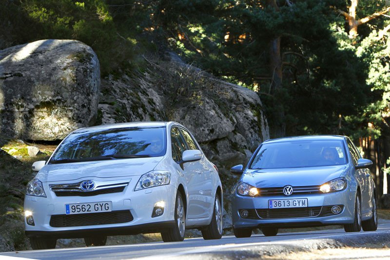 Comprar coche: ¿híbrido o diésel?