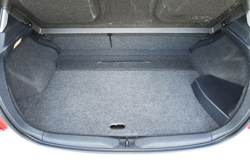 Comprar coche: ¿híbrido o diésel?