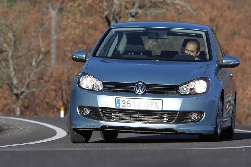 Comprar coche: ¿híbrido o diésel?
