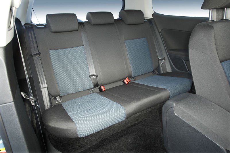 Comprar coche: ¿híbrido o diésel?