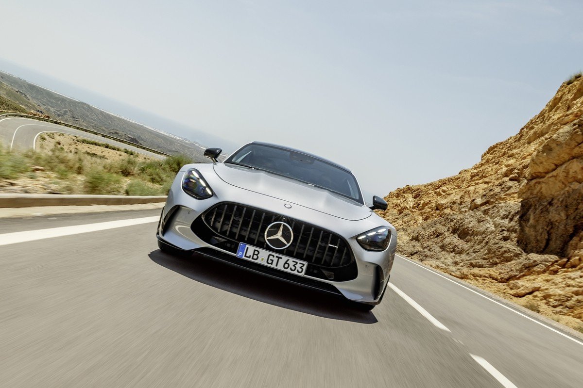 MERCEDES-AMG GT