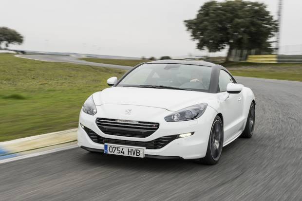 Prueba: Peugeot RCZ-R, preparado por Peugeot Sport