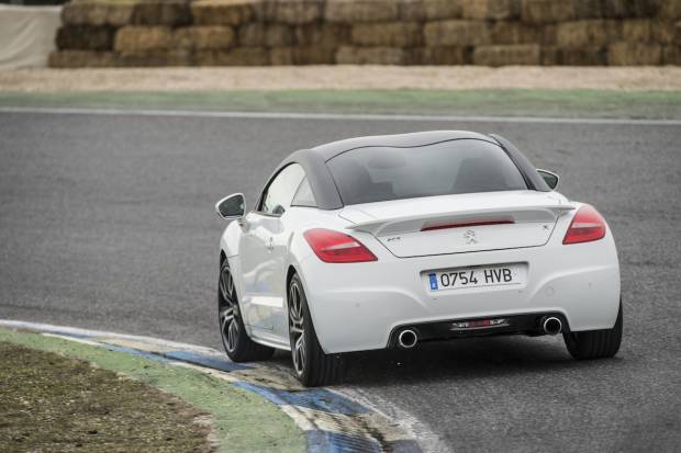 Peugeot RCZ-R