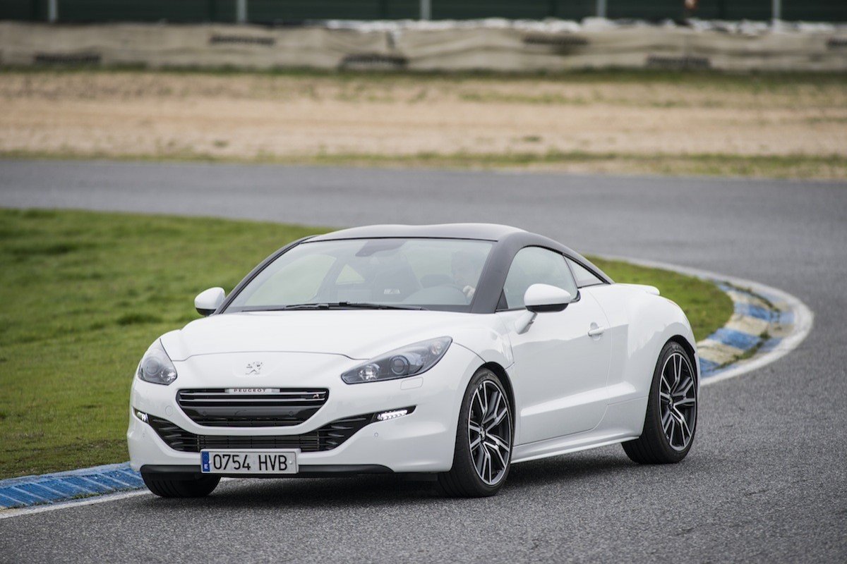 Prueba: Peugeot RCZ-R, preparado por Peugeot Sport